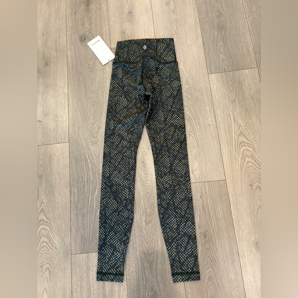 NWT Lululemon Wunder Under High-Rise Tight 28" *Luxtreme size 2 Reptile Green - Picture 7 of 8